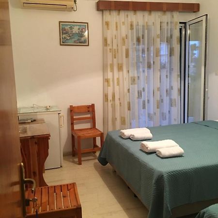 Villa Politis Poros  ภายนอก รูปภาพ
